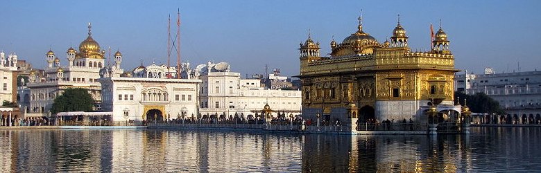 Akal Takht and Harmandir Sahib, the Golden Temple of Amritsar, Punjab Akal Takht and Harmandir Sahib, the Golden Temple of Amritsar, Punjab
