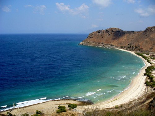 Beach in Dili, East Timor Beach in Dili, East Timor