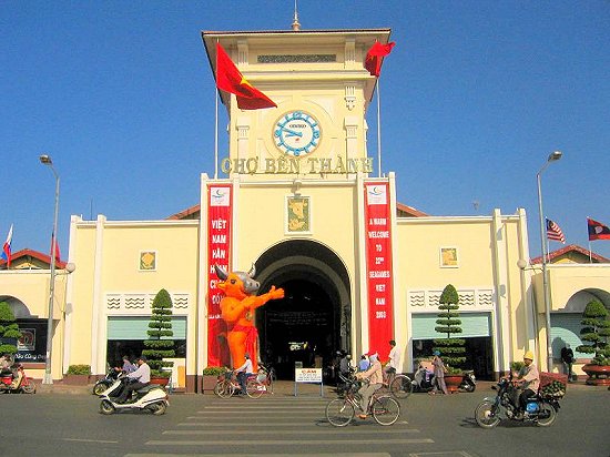 Ben Thanh Market entrance