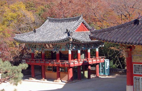 Bell Tower of Beomeosa Temple, Busan Bell Tower of Beomeosa Temple, Busan
