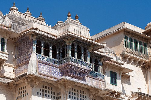 The balconies of City Palace in Udaipur, Rajastan The balconies of City Palace in Udaipur, Rajastan