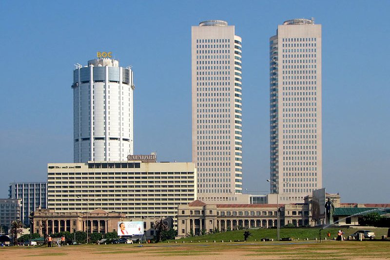 Colombo City Centre with Galadari Hotel, Bank of Ceylon, the World Trade Center and the Presidential Secretariat Colombo City Centre with Galadari Hotel, Bank of Ceylon, the World Trade Center and the Presidential Secretariat