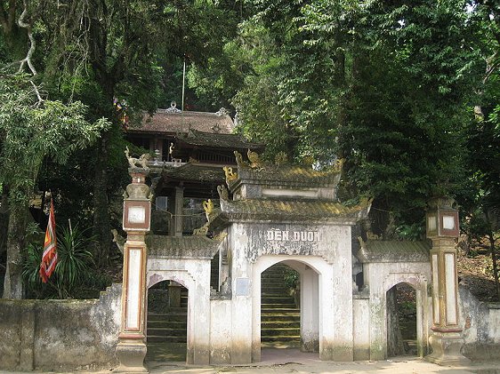 Den Duon Temple, Thai Nguyen Province