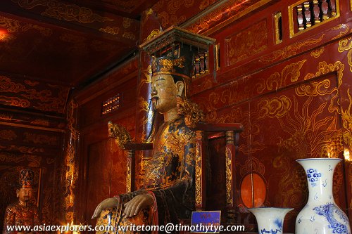 Dinh Le Hoan Temple in Hoa Lu