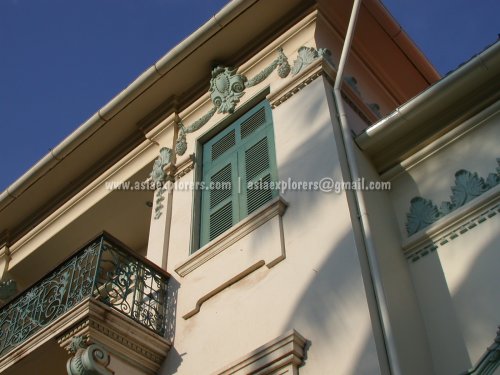 French colonial architecture