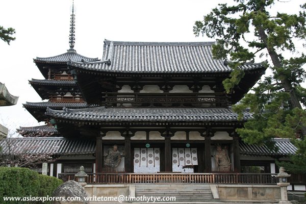 The Chumon or Inner Gate of Horyu-ji Temple The Chumon or Inner Gate of Horyu-ji Temple