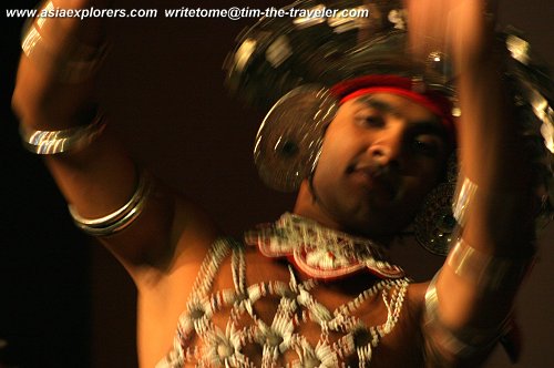 Kandy Raban dance