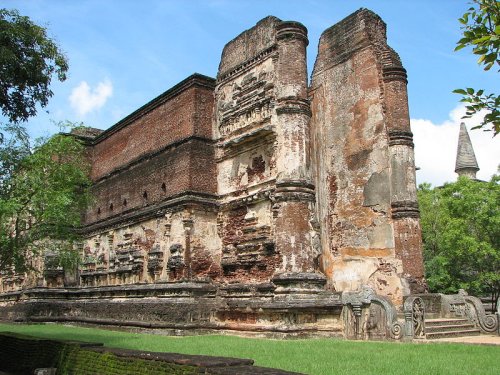 Lankatilaka Temple, Polonnaruwa Lankatilaka Temple, Polonnaruwa