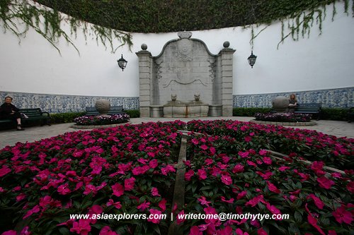 The garden of Leal Senado