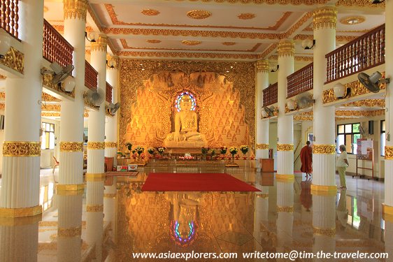 Main hall of the Burmese Buddhist Temple of Singapore Main hall of the Burmese Buddhist Temple of Singapore