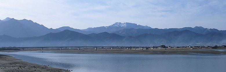 Mount Ishidzuchi from Kamogawa River, Ehime Prefecture Mount Ishidzuchi from Kamogawa River, Ehime Prefecture