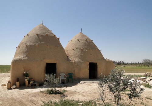 Mud houses near Aleppo, Syria Mud houses near Aleppo, Syria