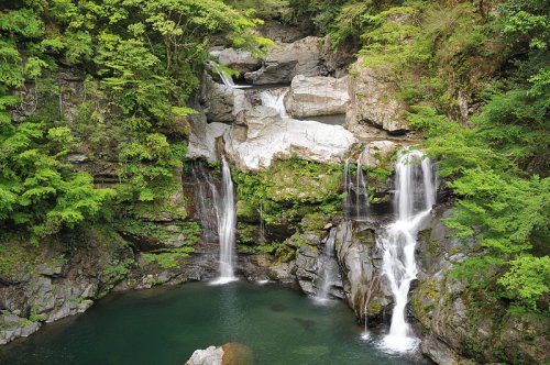 Otodoro Falls, Tokushima Prefecture Otodoro Falls, Tokushima Prefecture