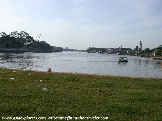 View from Phom Phet Fortress, where the Pasak River at left flow into the Chao Phraya River