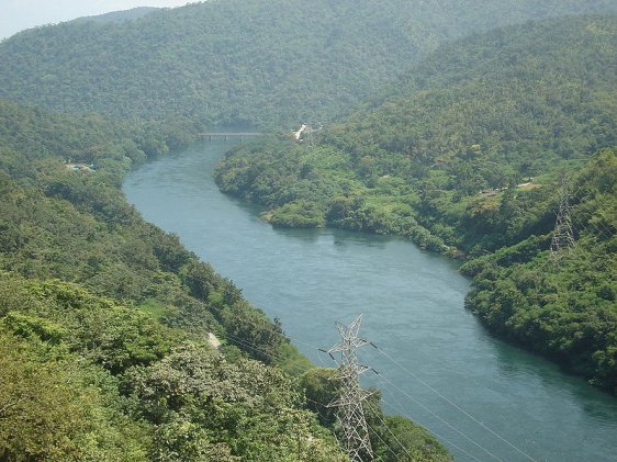 Ping River near Bhumibol Dam Ping River near Bhumibol Dam