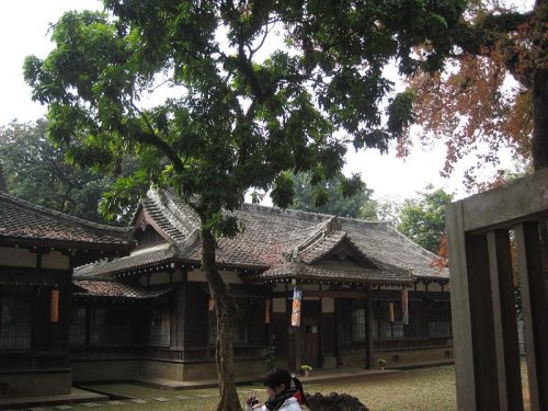 A shrine in Chiayi, Taiwan A shrine in Chiayi, Taiwan