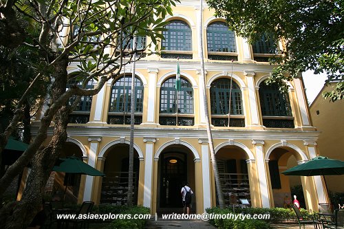 Sir Robert Ho Tung Library
