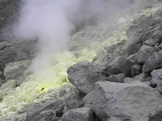 Sulfur vent on Mount Apo Sulfur vent on Mount Apo