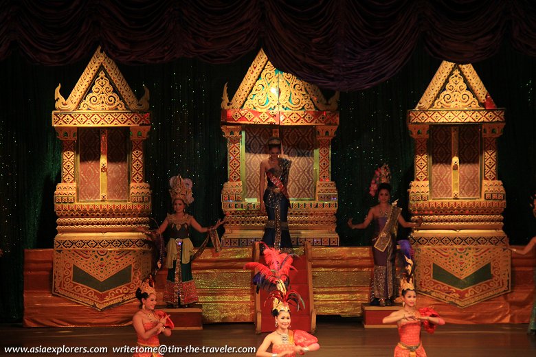 Thai Revue Performance, Nong Nooch
