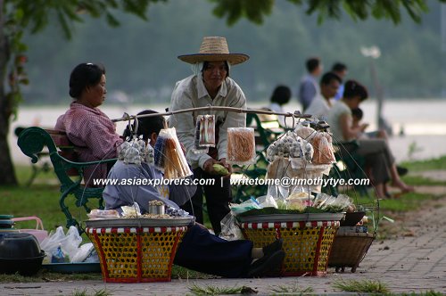 Vendors at Samila Beach in Songkhla