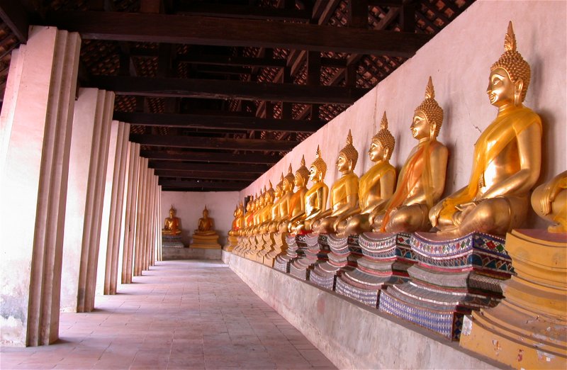 Cloister of Wat Phutthaisawan Cloister of Wat Phutthaisawan