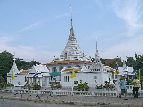 Wat Prot Ket Chettharam, Samut Prakan